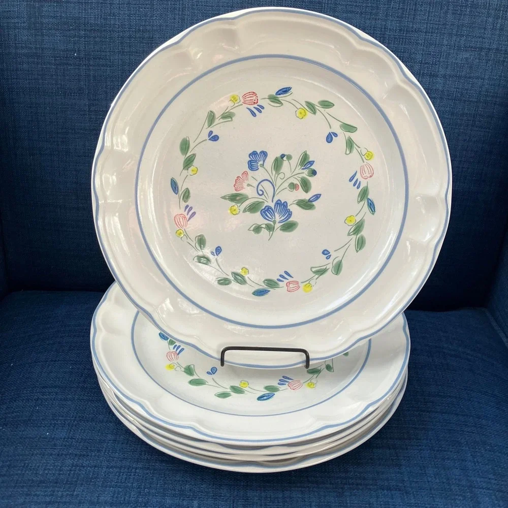 Floral Expression Stoneware Dinner Plates Set of 5 Vintage Blue Floral Scalloped